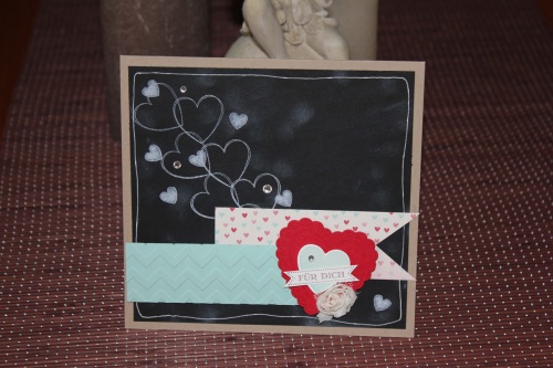 Grußkarte für Dich mit Chalkboard Technik mit dem Stempelset Hearts a Flutter, Bild1, mit Produkten, Stempeln und Stanzen von Stampin\' Up!