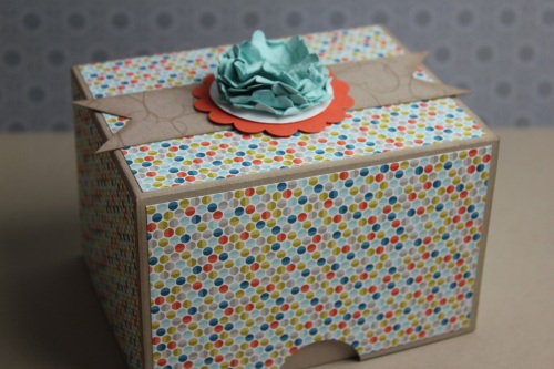 Box/Verpackung für Babyschuhe, Bild3, gebastelt mit Produkten, Stanzen und Stempeln von Stampin\' Up!